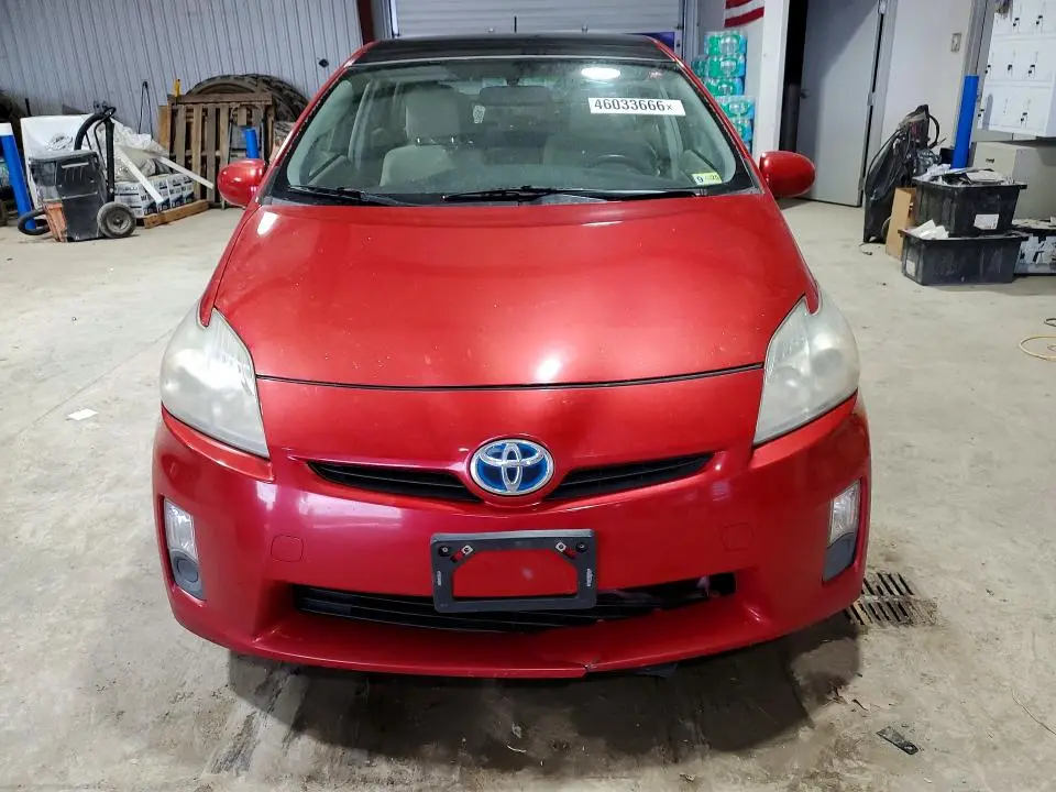 2010 TOYOTA PRIUS III  