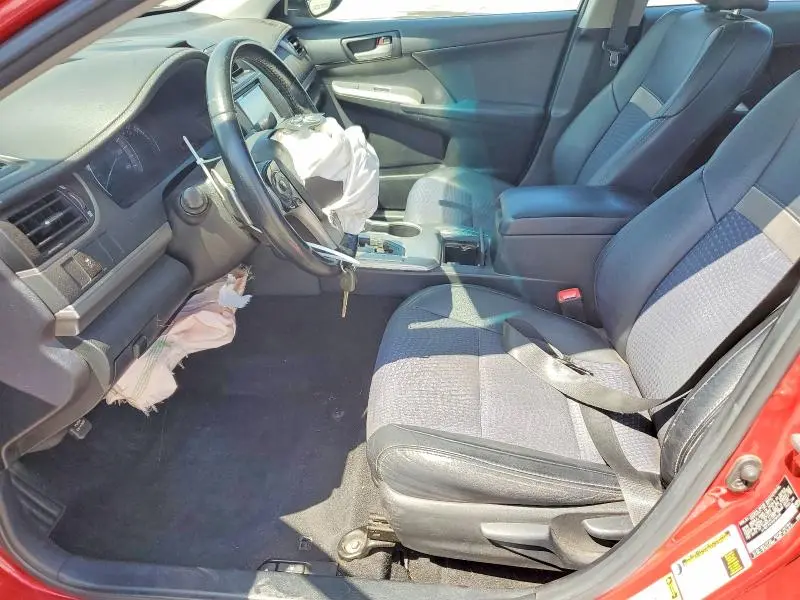 2014 TOYOTA CAMRY SE  