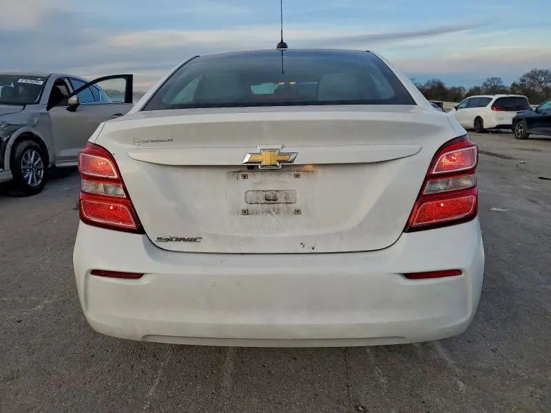 2017 CHEVROLET SONIC LS  