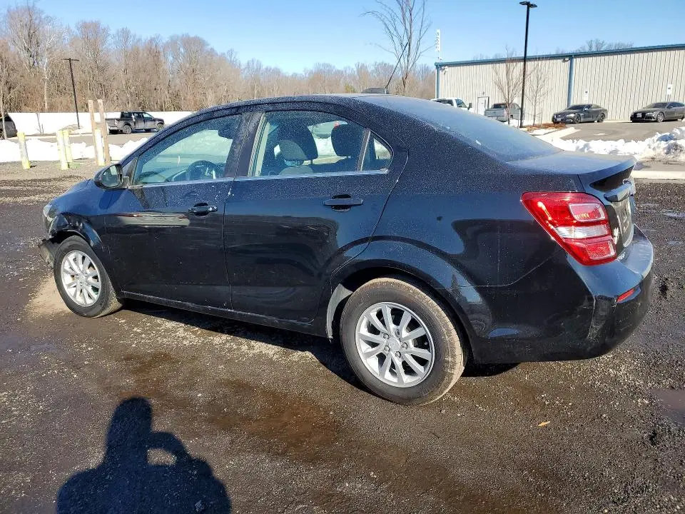 2020 CHEVROLET SONIC LT  