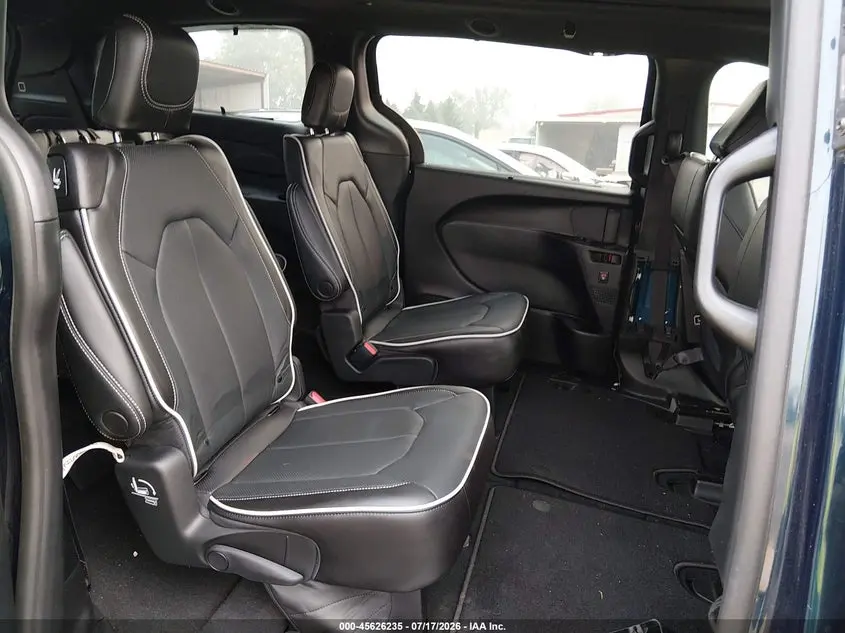 2023 CHRYSLER PACIFICA LIMITED AWD