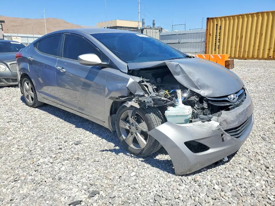 2012 HYUNDAI ELANTRA GLS  