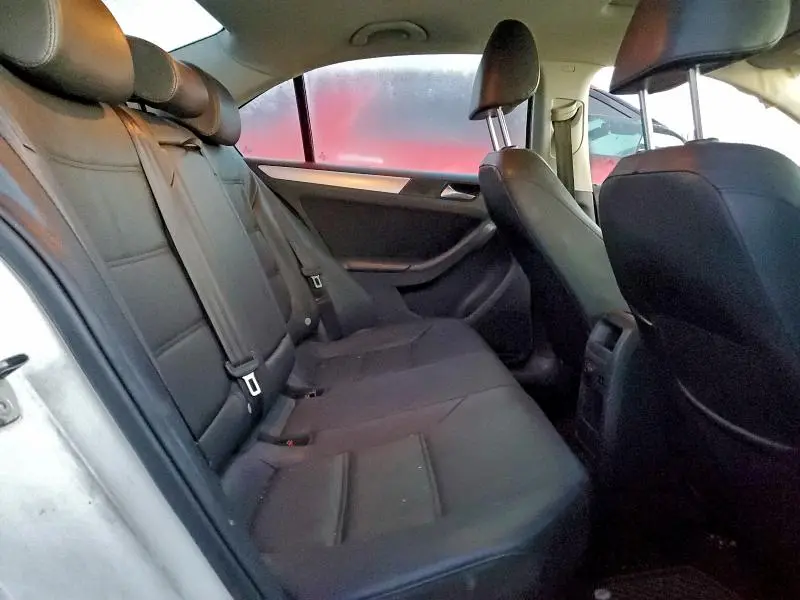 2012 VOLKSWAGEN JETTA TDI  