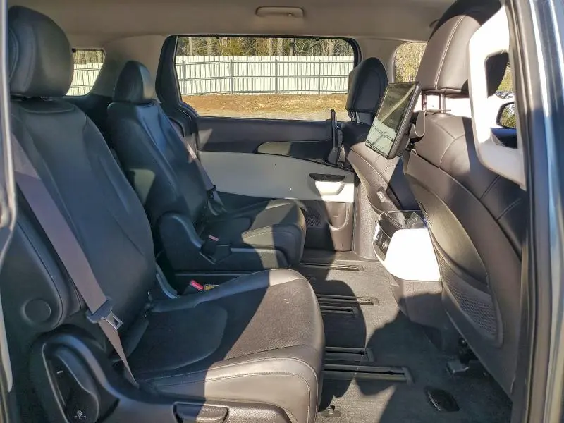 2022 KIA CARNIVAL SX PRESTIGE  