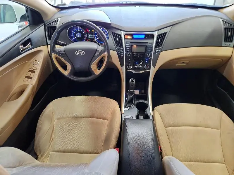 2013 HYUNDAI SONATA GLS  