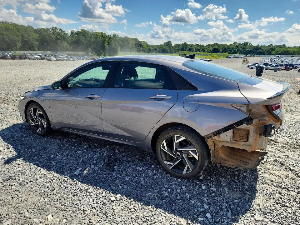 2025 HYUNDAI ELANTRA SEL SPORT  