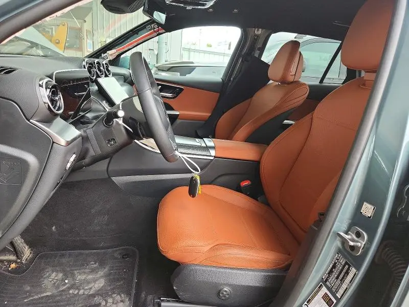 2025 MERCEDES-BENZ GLC 350E  
