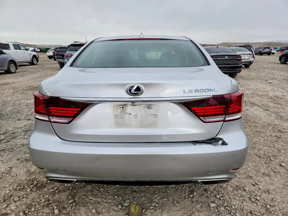 2014 LEXUS LS 600HL  
