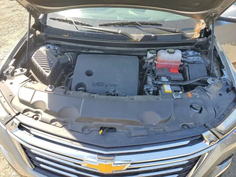 2023 CHEVROLET TRAVERSE LT  