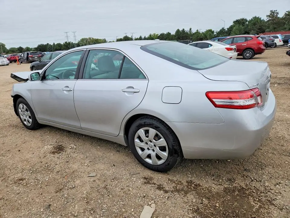 2011 TOYOTA CAMRY LE  