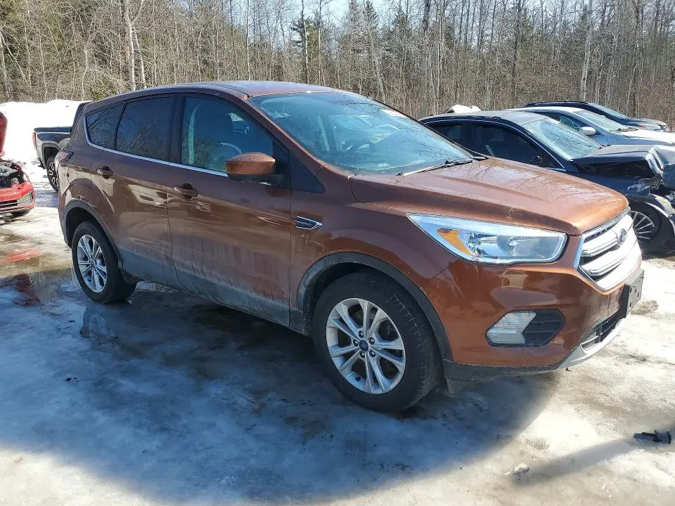 2017 FORD ESCAPE   
