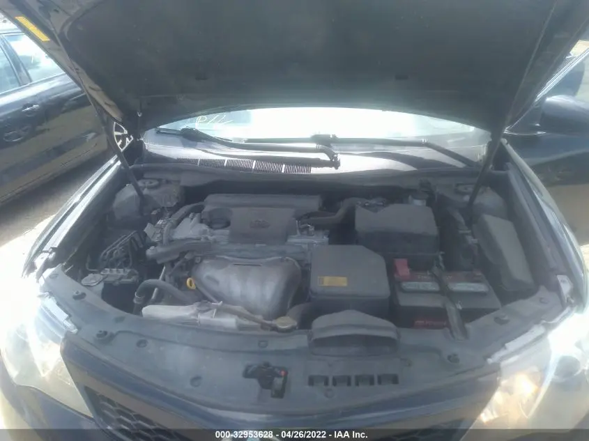 2012 TOYOTA CAMRY SE