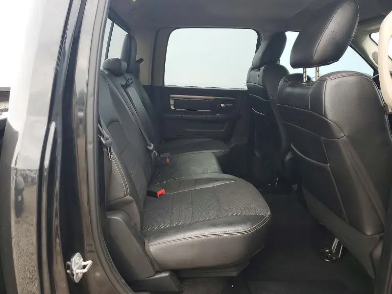 2015 RAM 1500 SPORT  