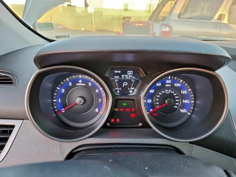 2013 HYUNDAI ELANTRA GLS  