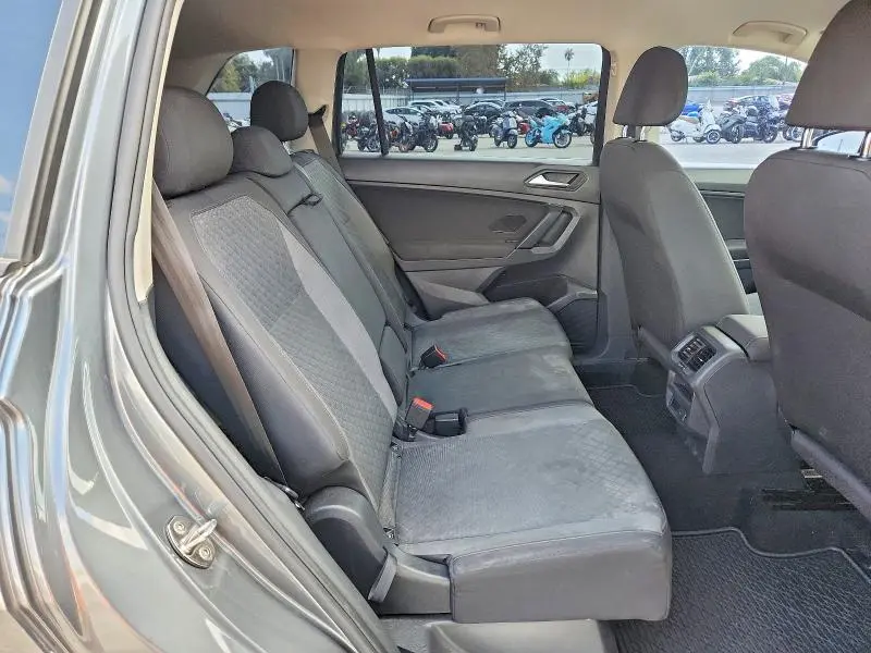 2019 VOLKSWAGEN TIGUAN S  