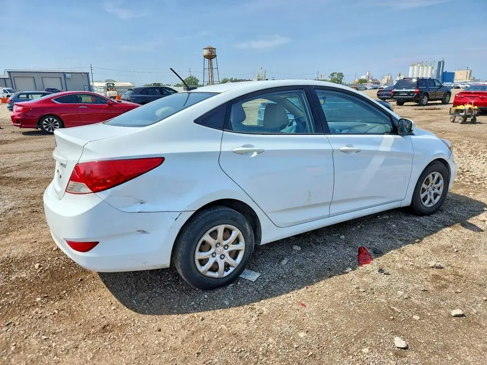 2014 HYUNDAI ACCENT GLS  
