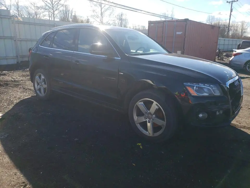 2011 AUDI Q5 PREMIUM
