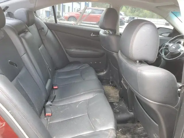 2011 NISSAN MAXIMA S  