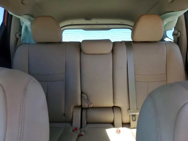 2016 NISSAN ROGUE SL  