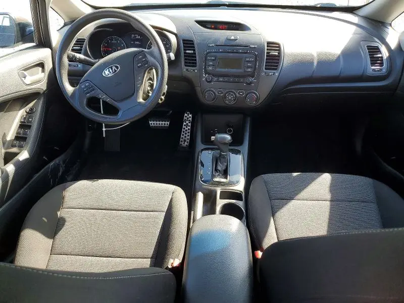 2018 KIA FORTE LX  