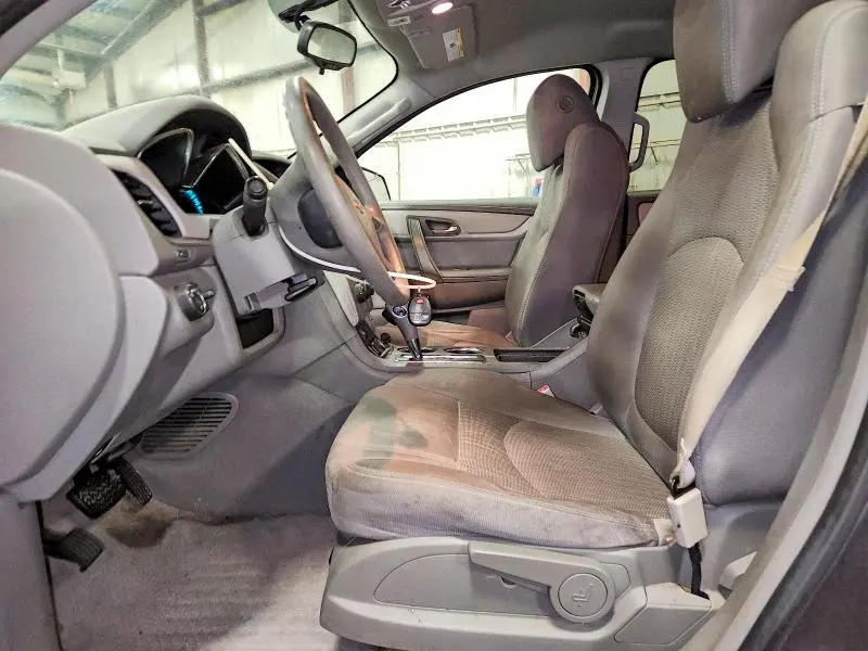2015 CHEVROLET TRAVERSE LS  