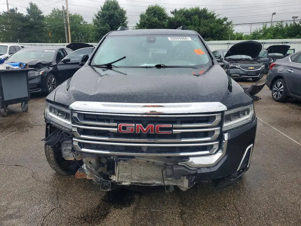 2021 GMC ACADIA SLT  