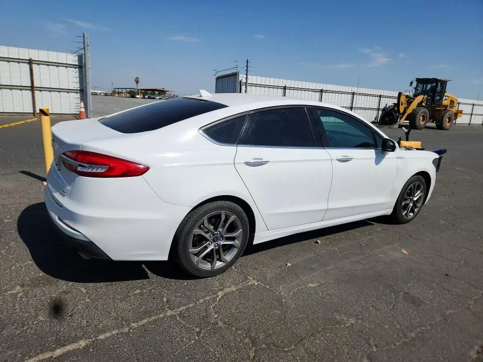 2020 FORD FUSION SEL  
