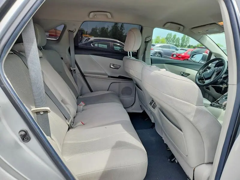 2013 TOYOTA VENZA LE  