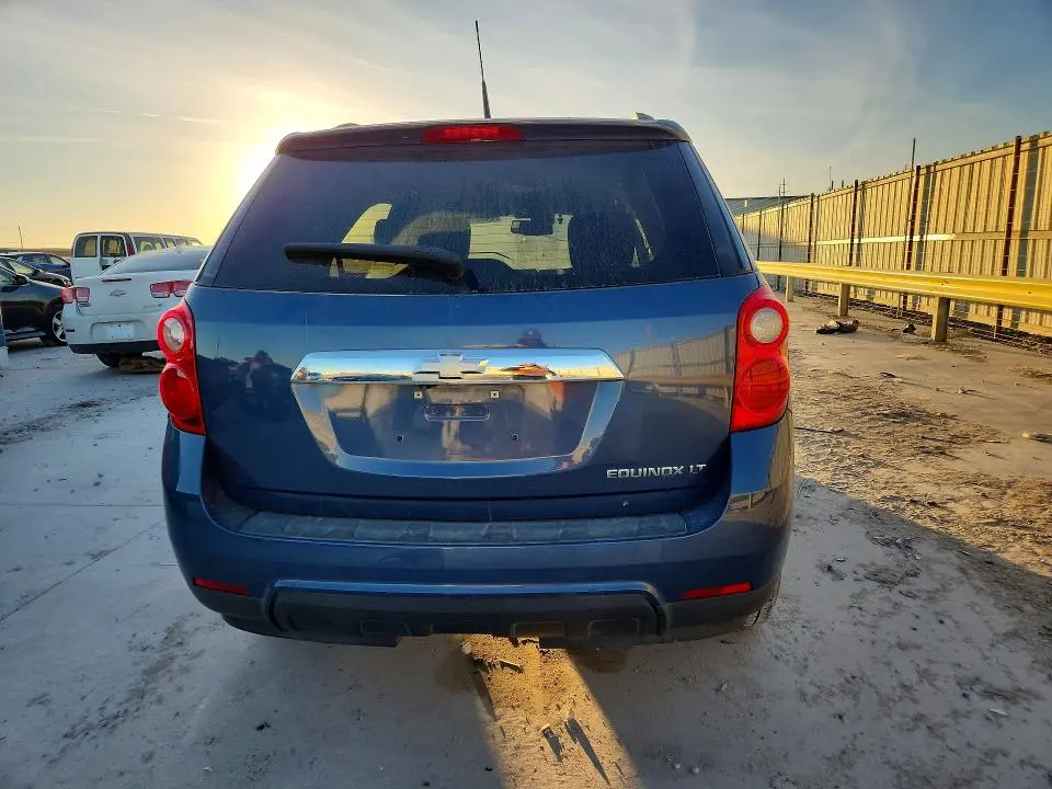 2011 CHEVROLET EQUINOX LT  