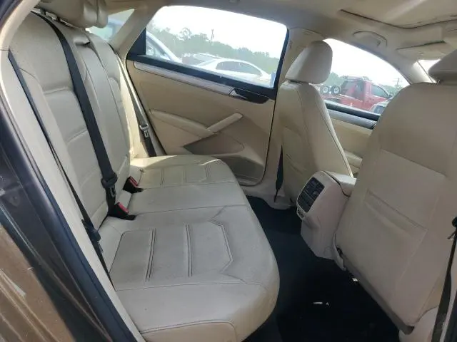 2019 VOLKSWAGEN PASSAT WOLFSBURG