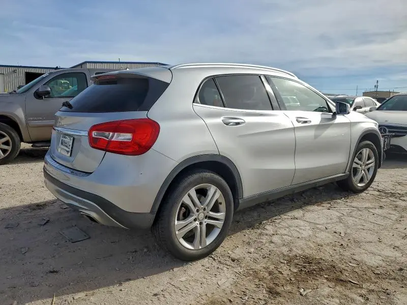 2017 MERCEDES-BENZ GLA 250 4MATIC  