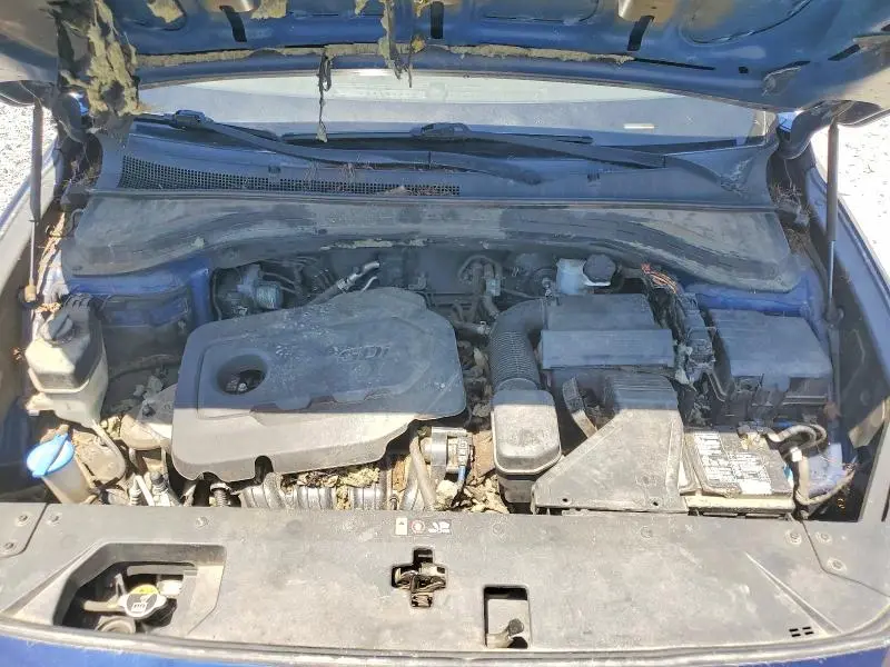 2019 HYUNDAI SANTA FE SE  