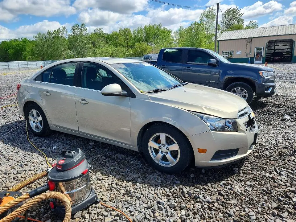 2012 CHEVROLET CRUZE LT  