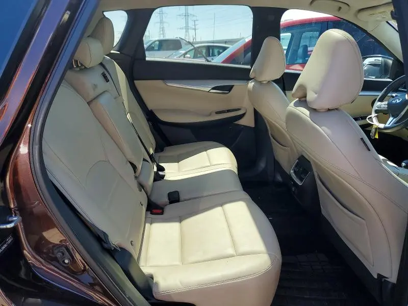 2020 INFINITI QX50 LUXE  