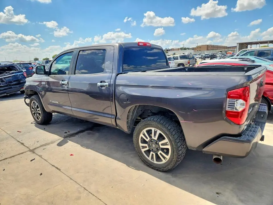 2017 TOYOTA TUNDRA CREWMAX LIMITED  