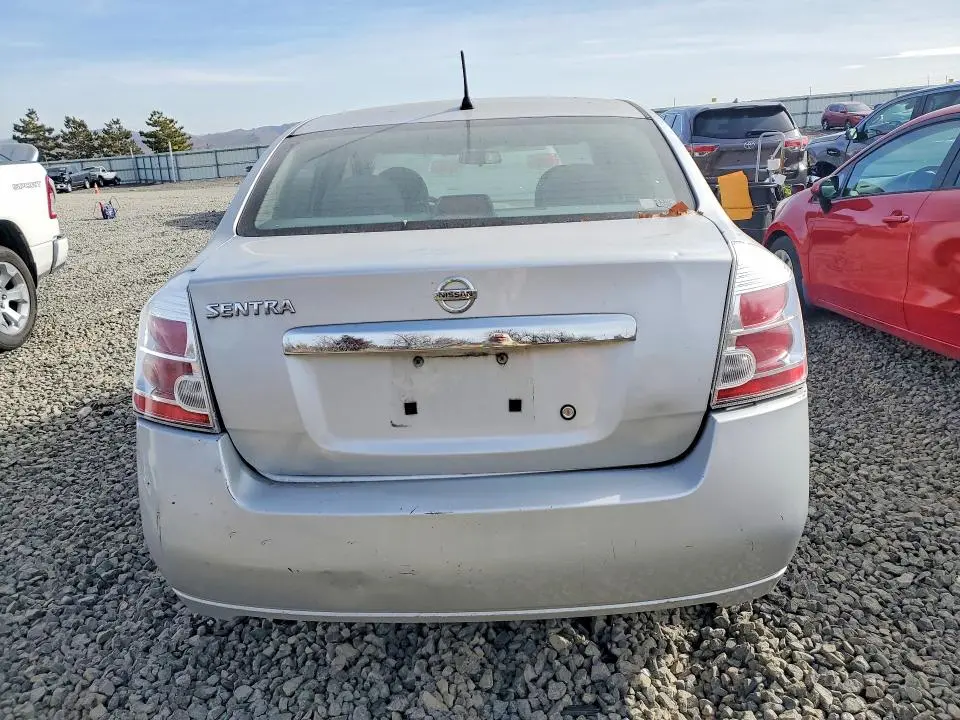 2010 NISSAN SENTRA 2.0  