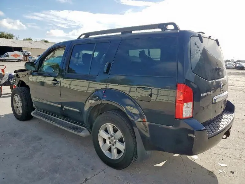 2011 NISSAN PATHFINDER S  