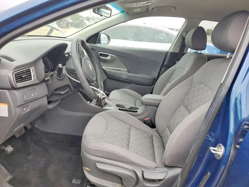 2019 KIA NIRO LX  