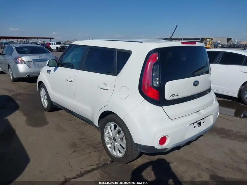 2018 KIA SOUL +