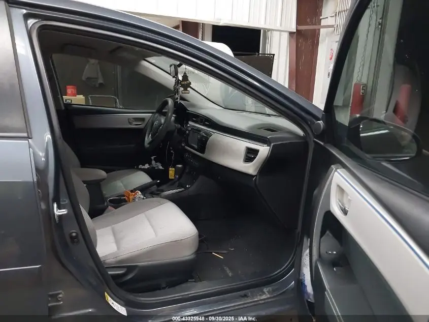 2016 TOYOTA COROLLA LE