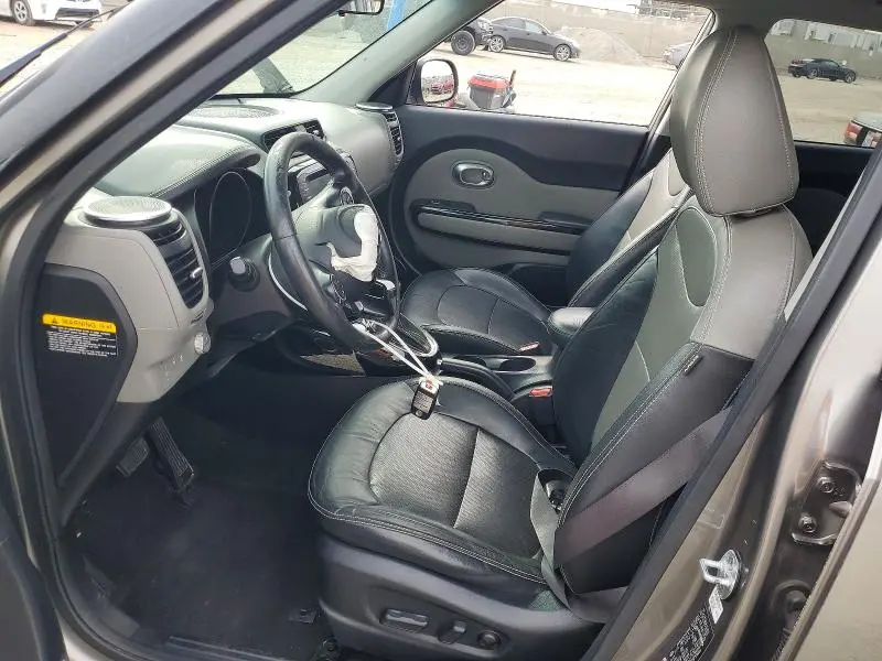 2016 KIA SOUL +  