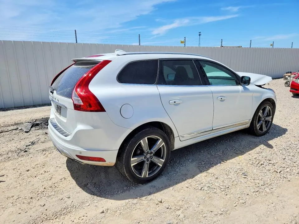 2017 VOLVO XC60 T5 DYNAMIC  
