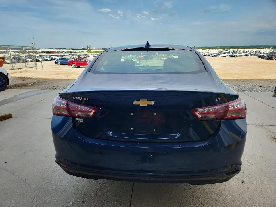 2021 CHEVROLET MALIBU LT  