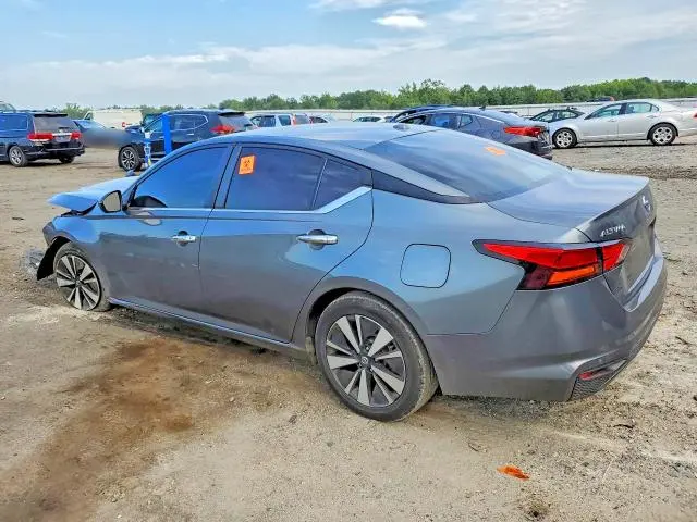 2021 NISSAN ALTIMA SV  