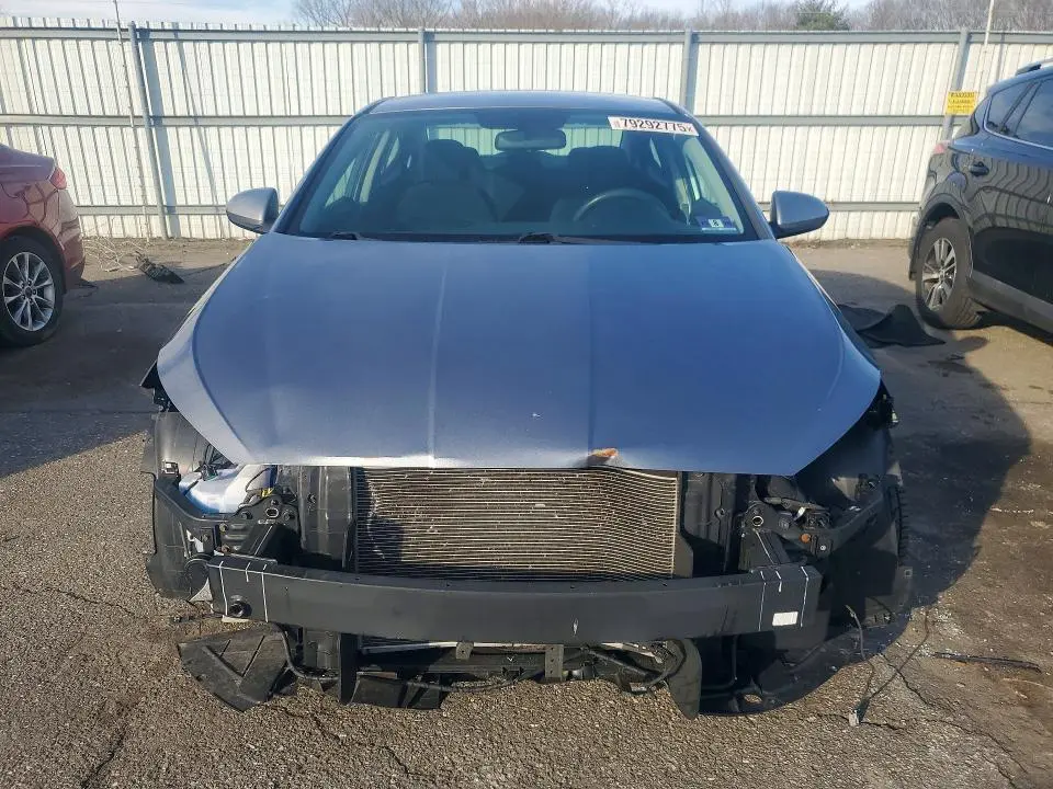 2019 HYUNDAI ELANTRA 4D   