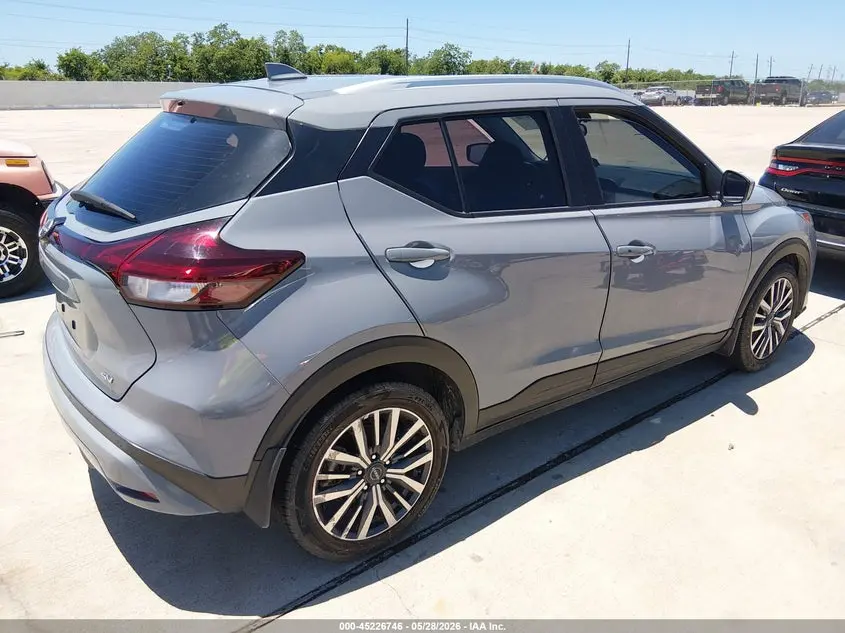 2024 NISSAN KICKS SV XTRONIC CVT