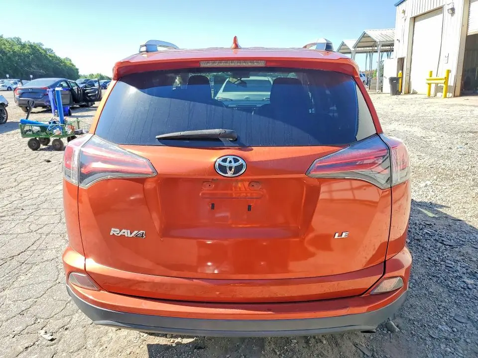 2016 TOYOTA RAV4 LE  