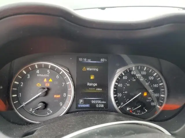 2018 INFINITI Q50 LUXE  