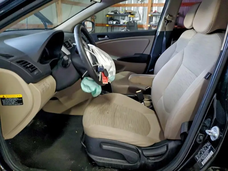 2015 HYUNDAI ACCENT GLS  