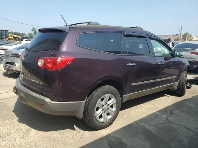 2010 CHEVROLET TRAVERSE LS  